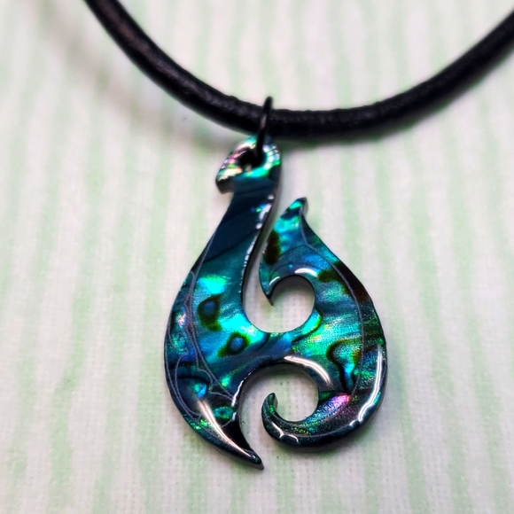 18 inch Fishers Hook! - Picture 2 of 4